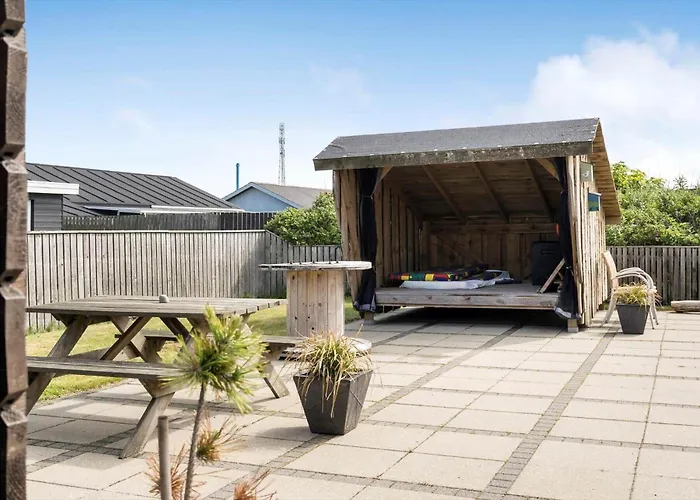 70030-ulfborg-laerkevej-9 Hébergement de vacances *